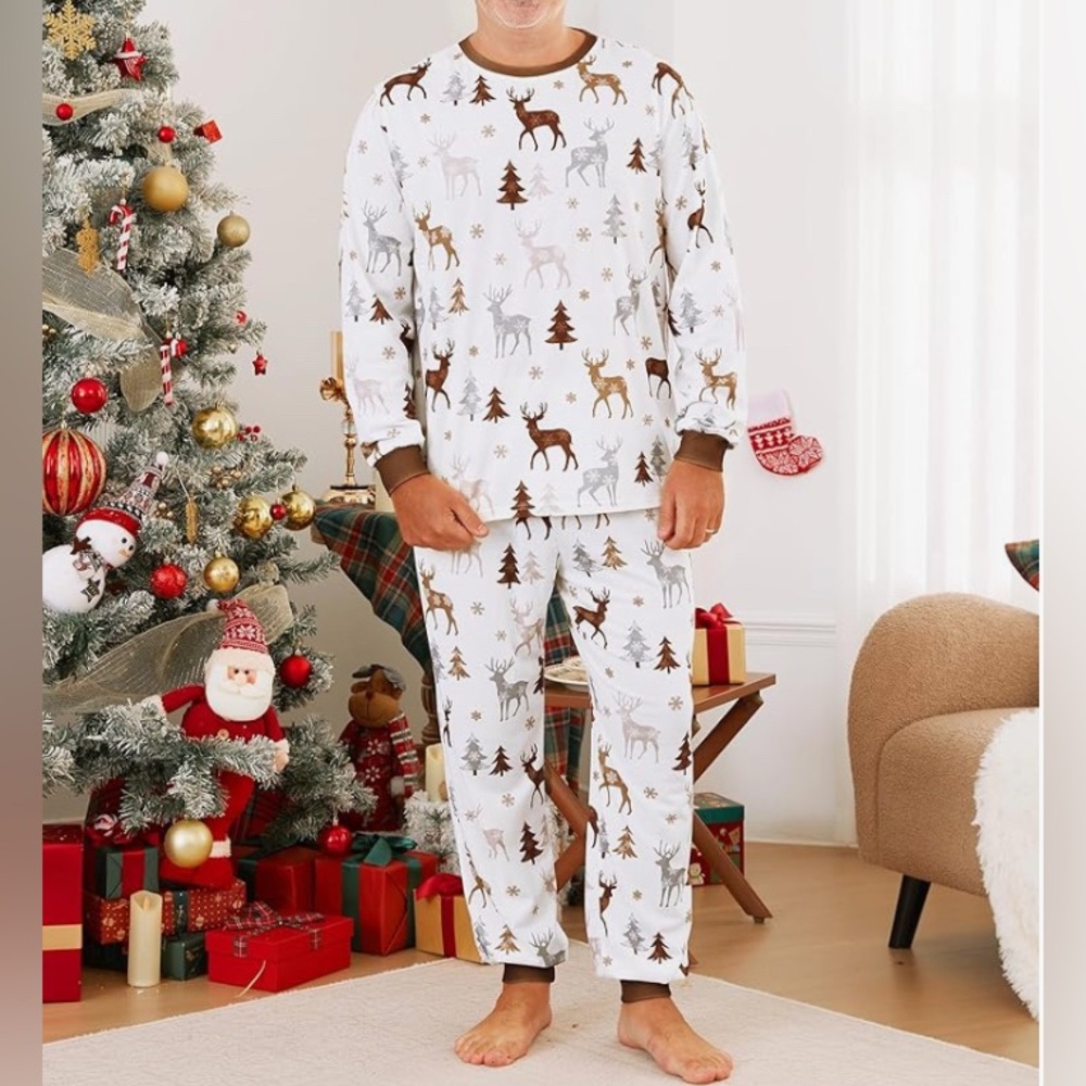 Patpat Men Reindeer and Tree Print Long-sleeved pajama set, Brown